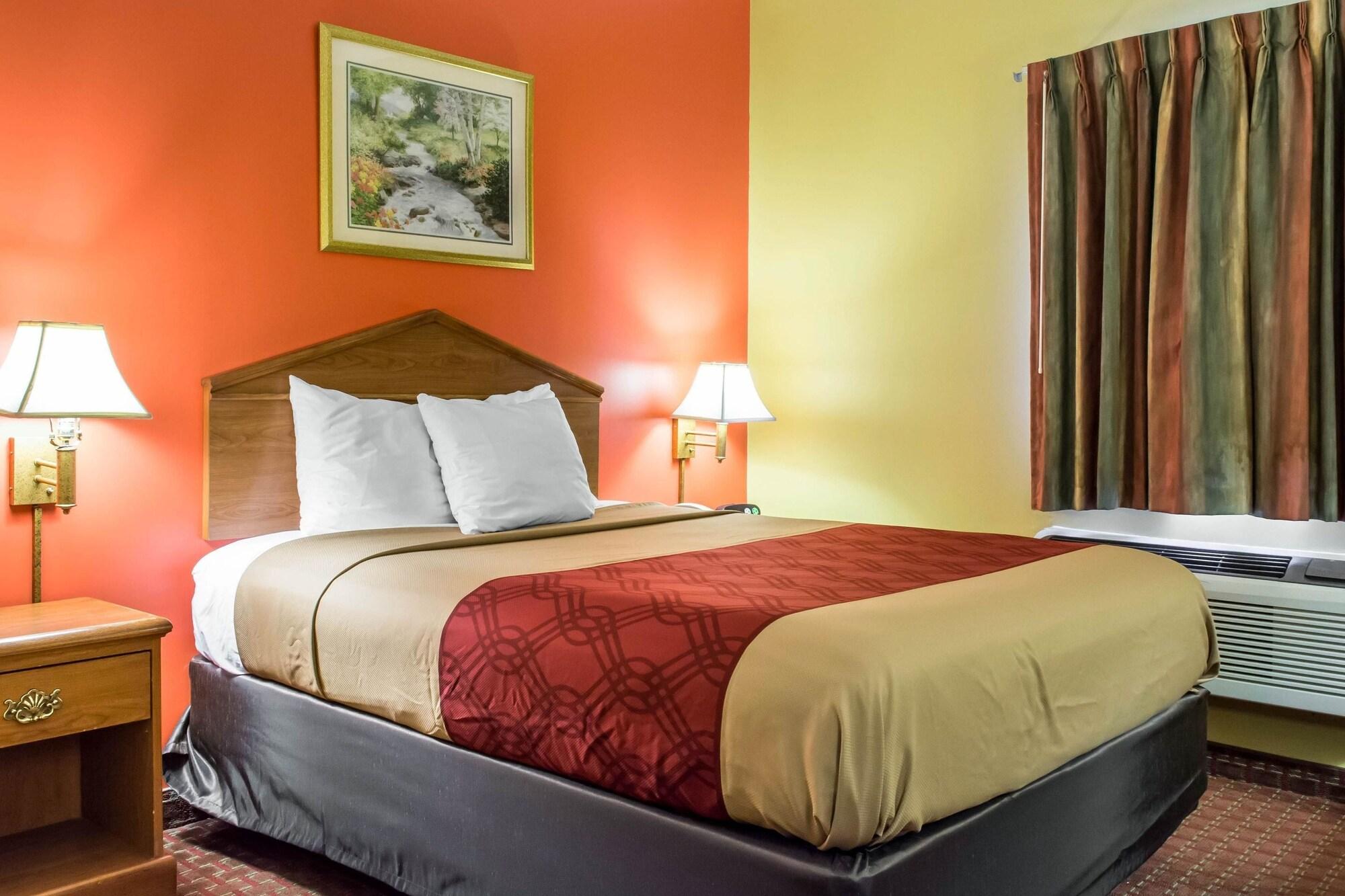 Lodge Econo Airport Louisville